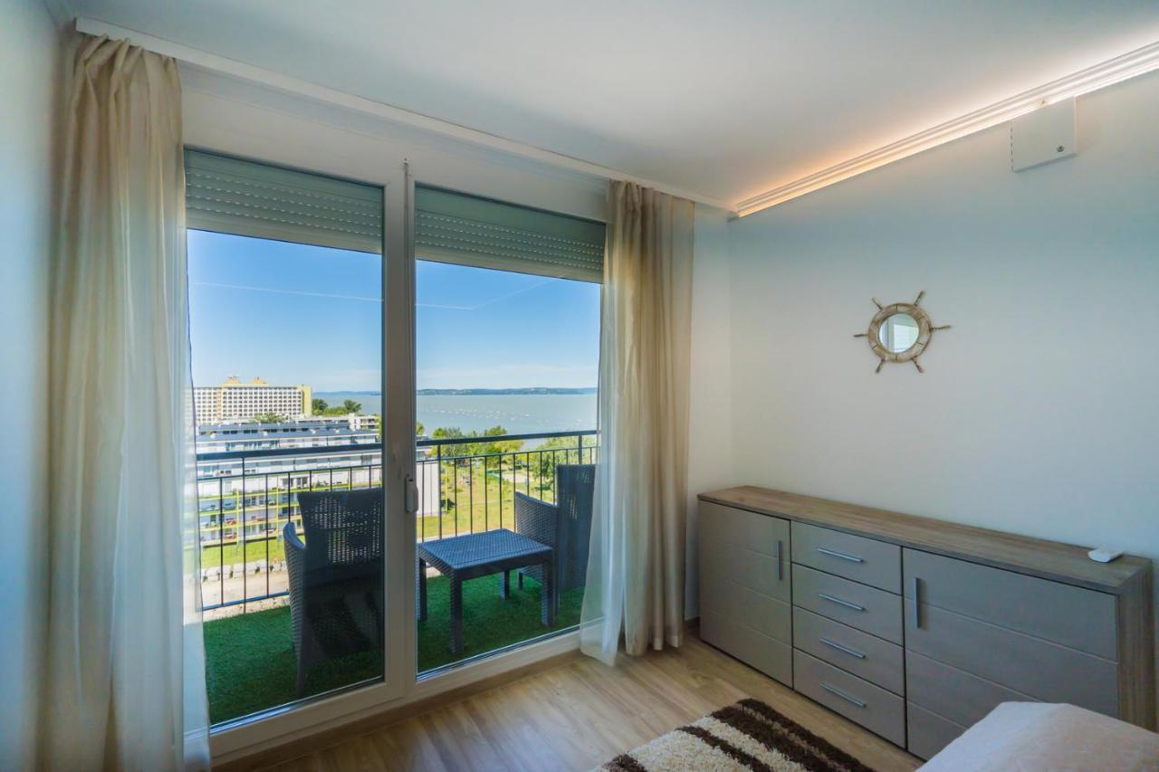 Myflat Top Panorama 909 Apartment Siófok Eksteriør billede