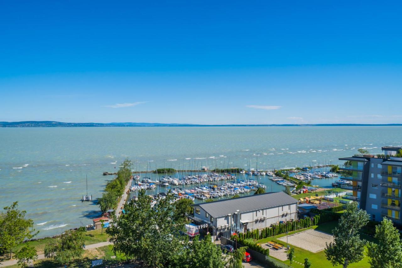Myflat Top Panorama 909 Apartment Siófok Eksteriør billede